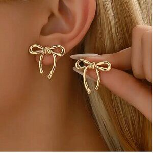 Elegant Bow Knot Stud Earrings, Gold Plated, Stainless Steel Posts